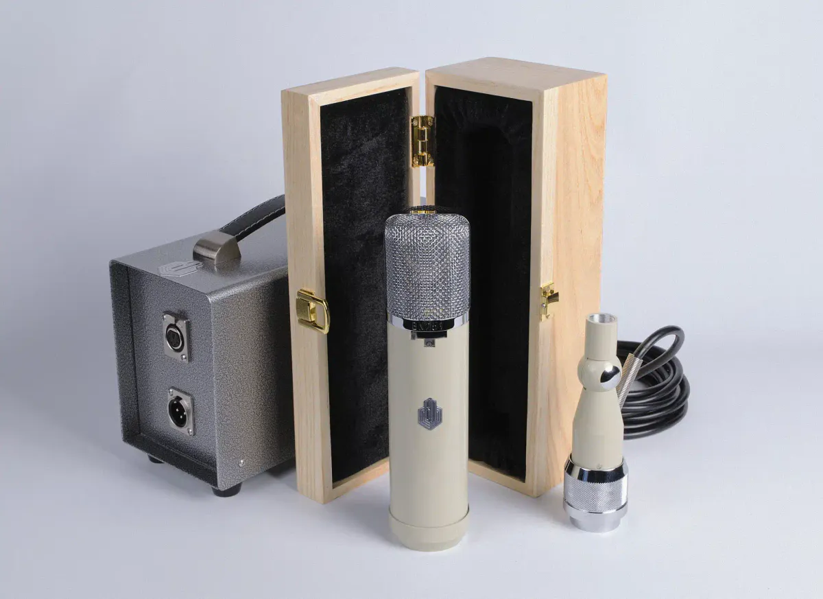 BeesNeez Pro Audio BN251 Large-diaphragm, multi-pattern tube condenser microphone 